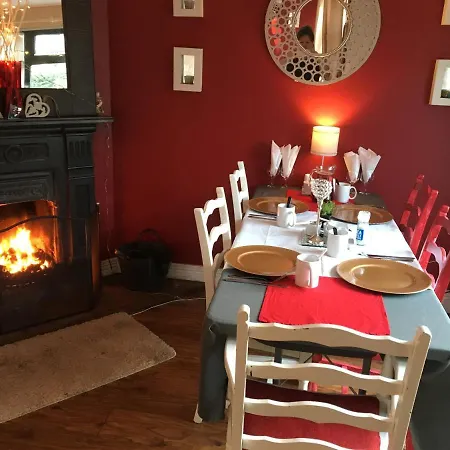 Douglas Bed and Breakfast *